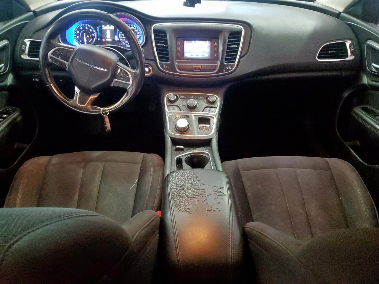 2015 Chrysler 200 Limited VIN: 1C3CCCAB7FN581910 Lot: 82060795