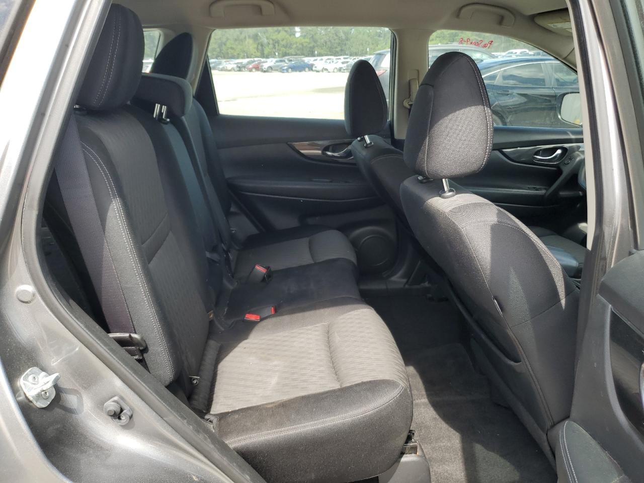 2017 Nissan Rogue S VIN: JN8AT2MT6HW381393 Lot: 80462065