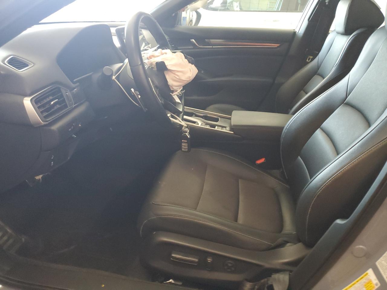 2022 Honda Accord Sport VIN: 1HGCV1F31NA106255 Lot: 80080675