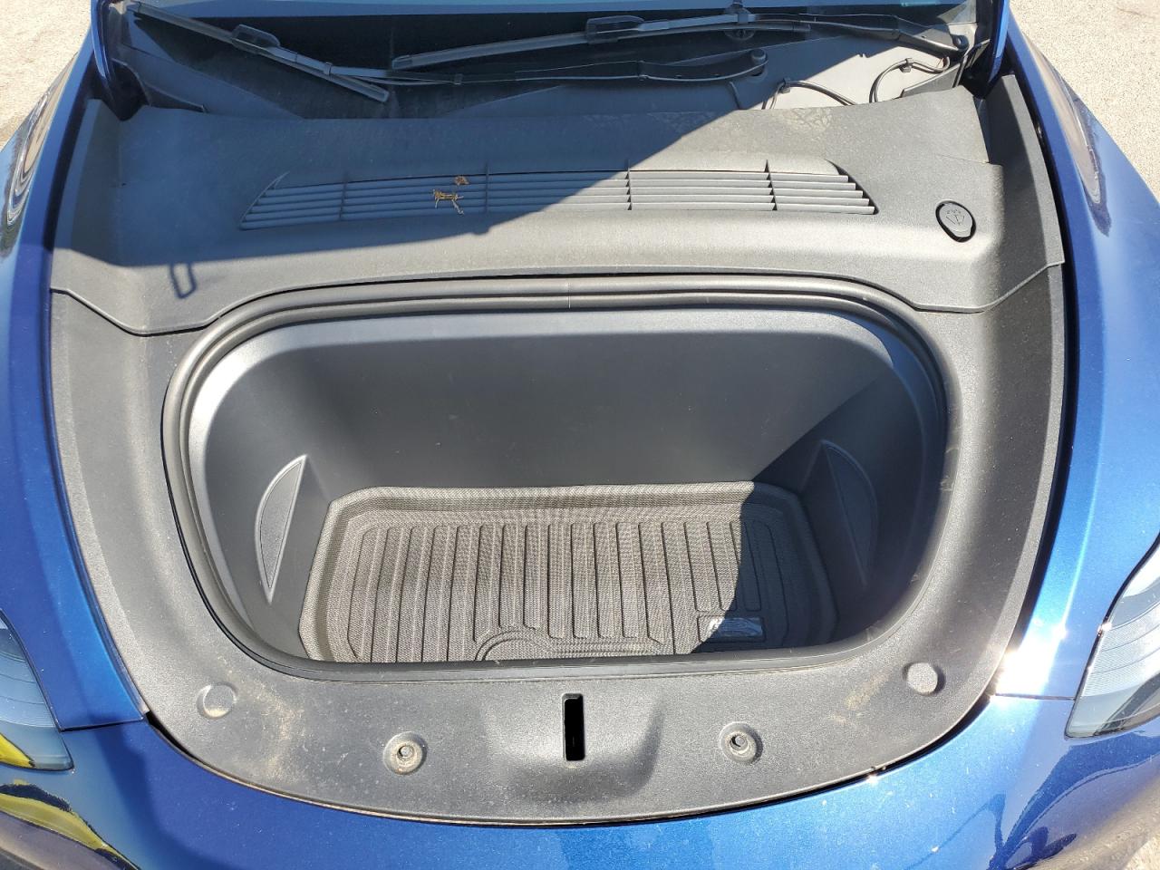 2025 Tesla Model Y VIN: 7SAYGDEEXSA354493 Lot: 72057315