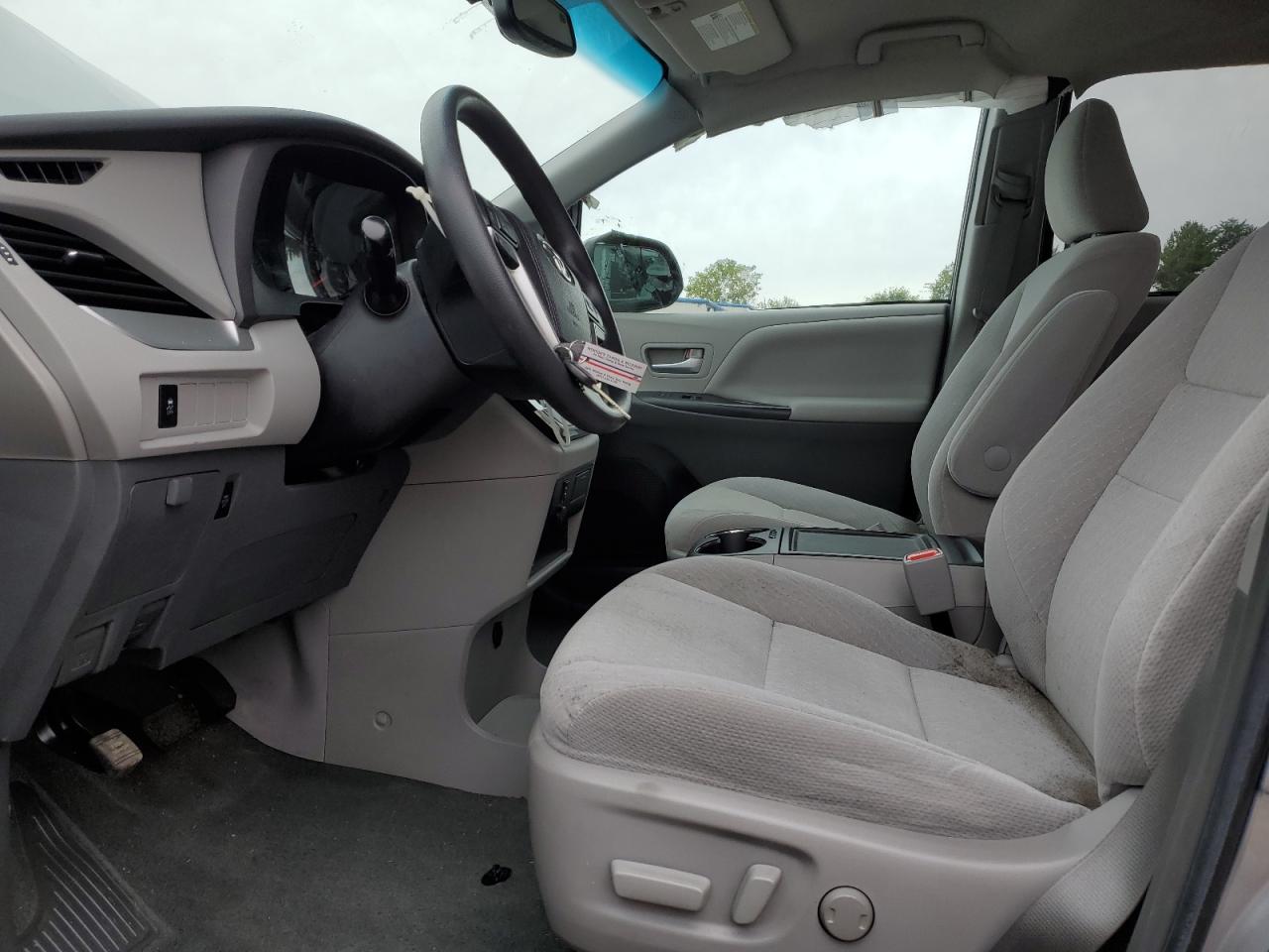 2017 Toyota Sienna Le VIN: 5TDJZ3DC8HS168638 Lot: 84475545