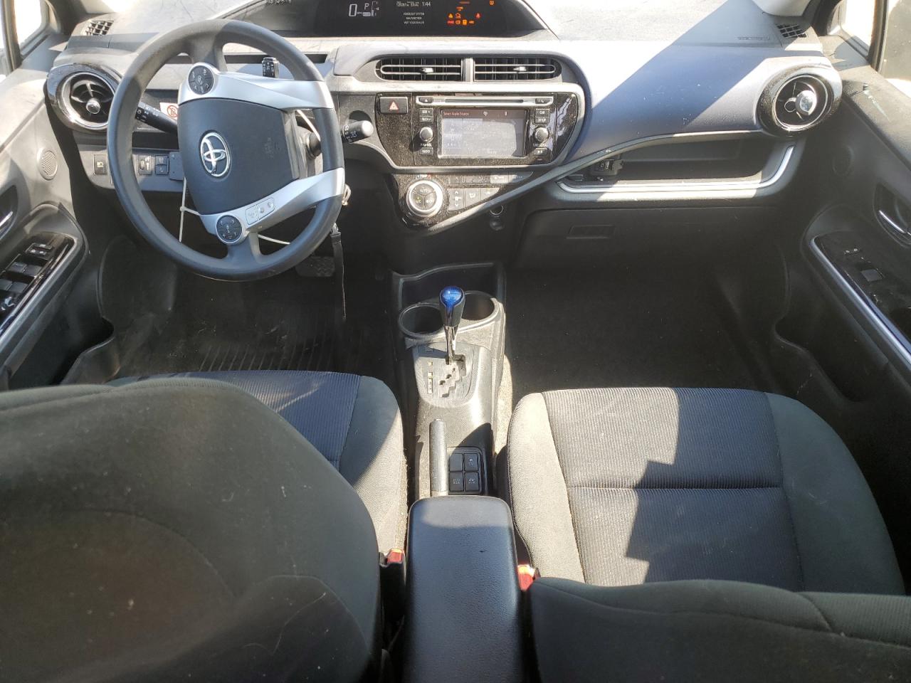 2017 Toyota Prius C VIN: JTDKDTB32H1596918 Lot: 81523365