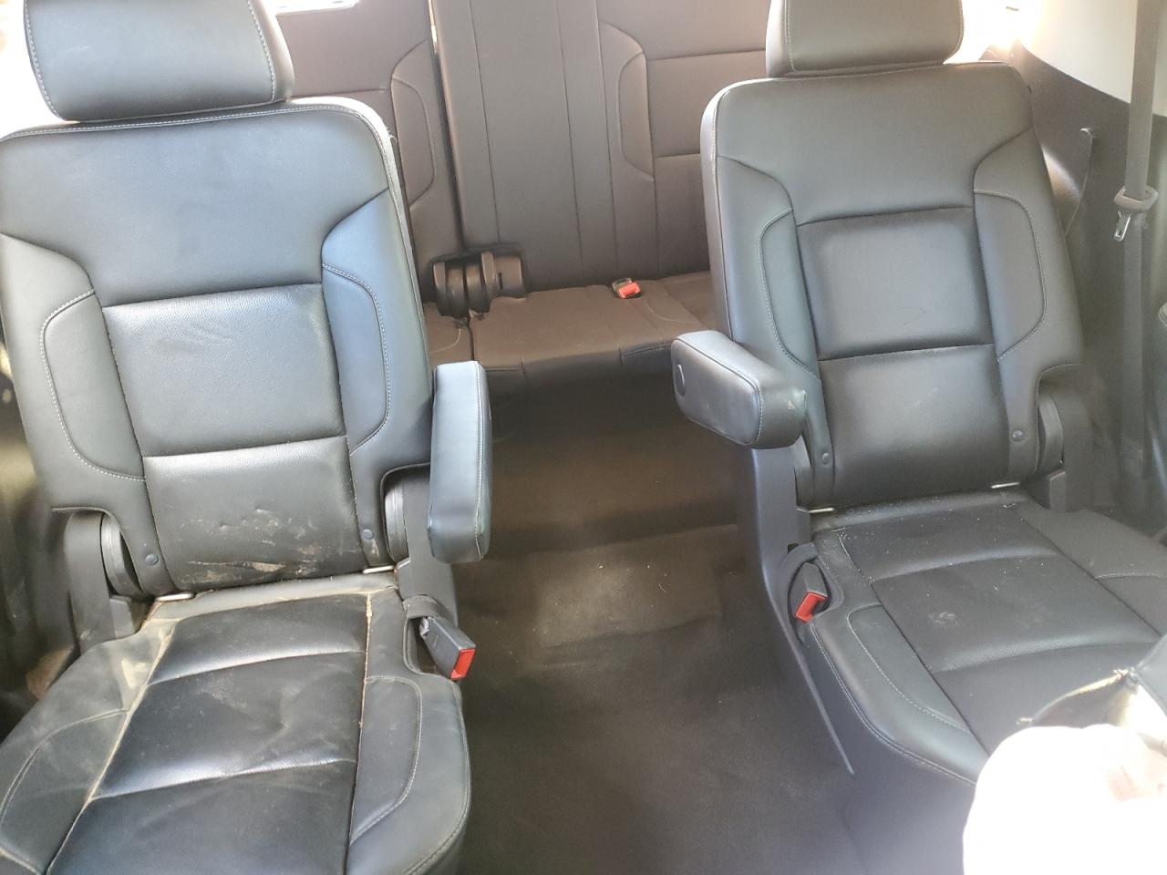 2018 GMC Yukon Slt VIN: 1GKS1BKC4JR137386 Lot: 71153135