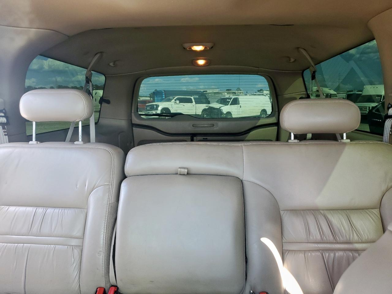 2000 Ford Excursion Limited VIN: 1FMSU43F2YEB85067 Lot: 84270055