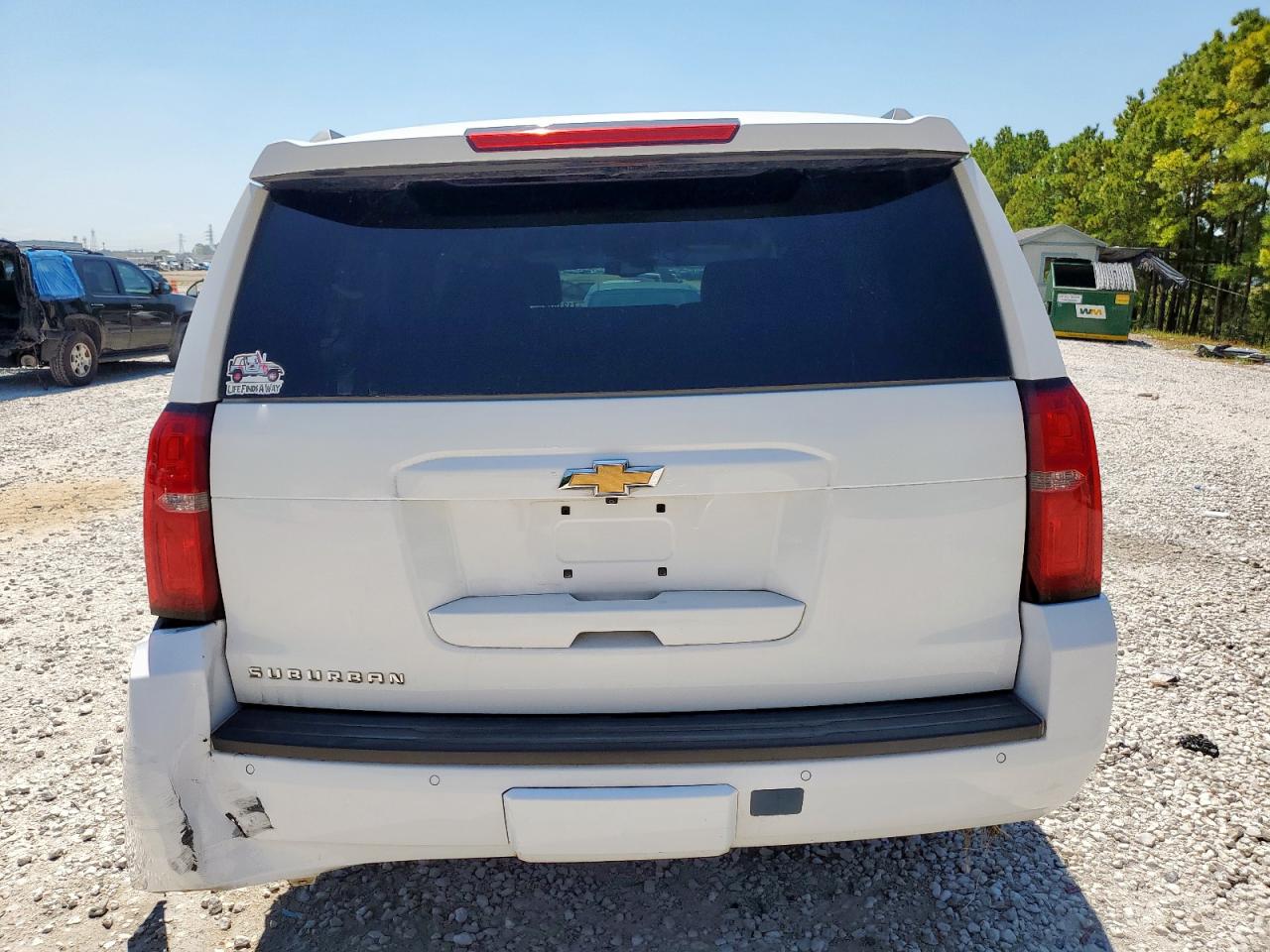 2017 Chevrolet Suburban C1500 Lt VIN: 1GNSCHKC1HR375772 Lot: 71310465
