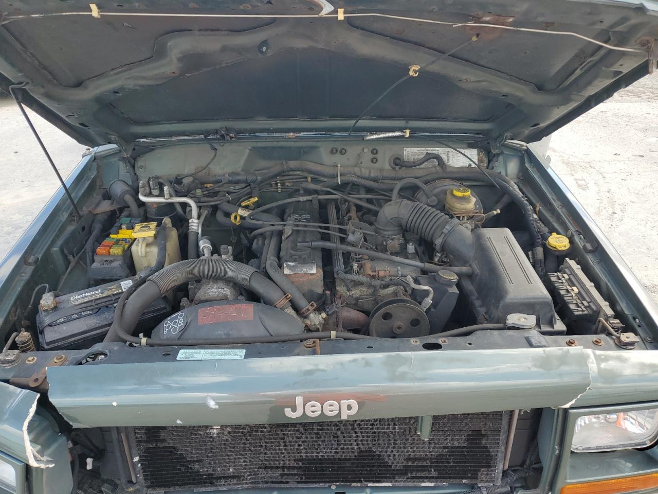 2000 Jeep Suv VIN: 1J4FF48SXYL139773 Lot: 72034105