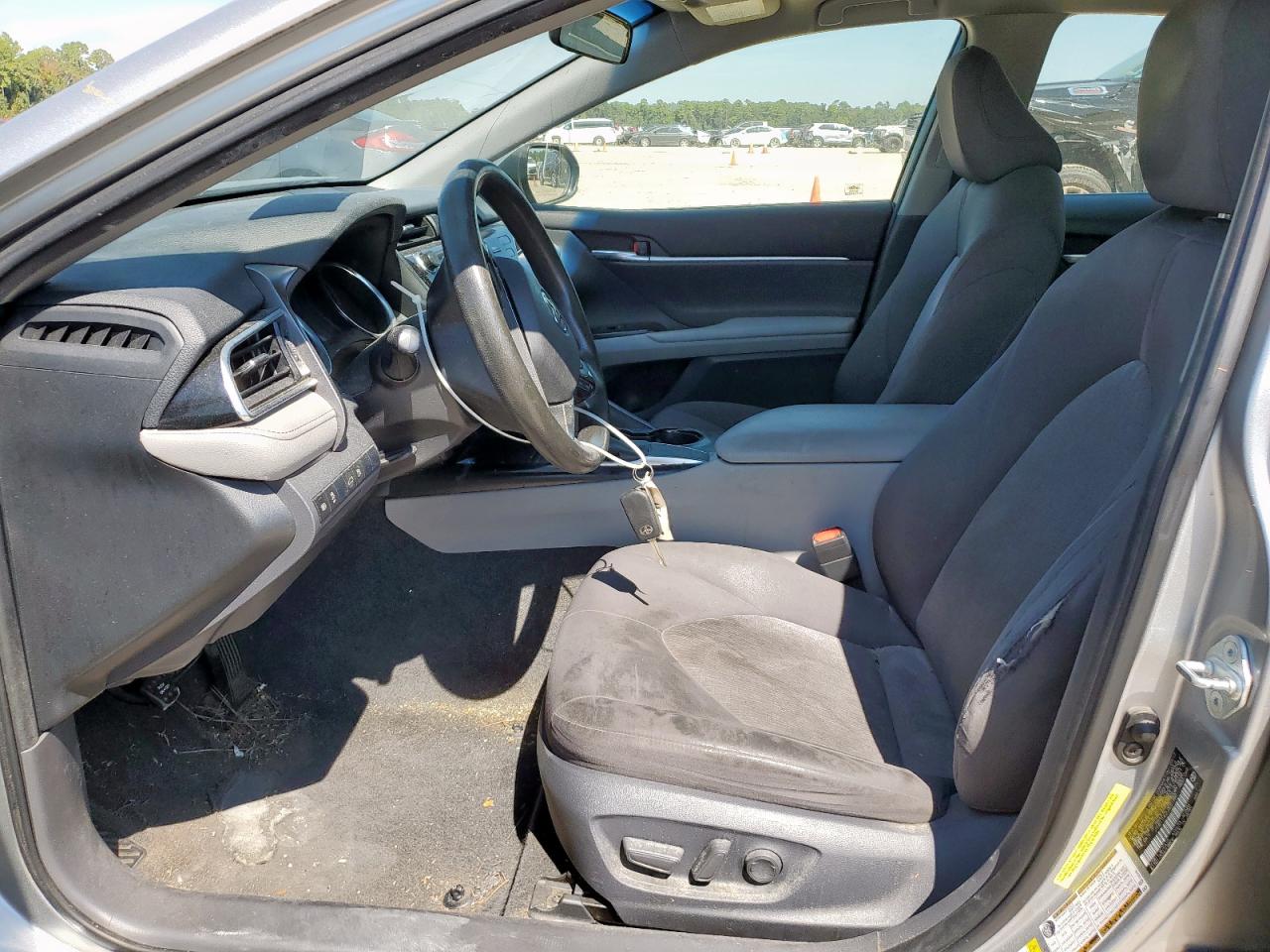 2018 Toyota Camry L VIN: JTNB11HK2J3021980 Lot: 84565145