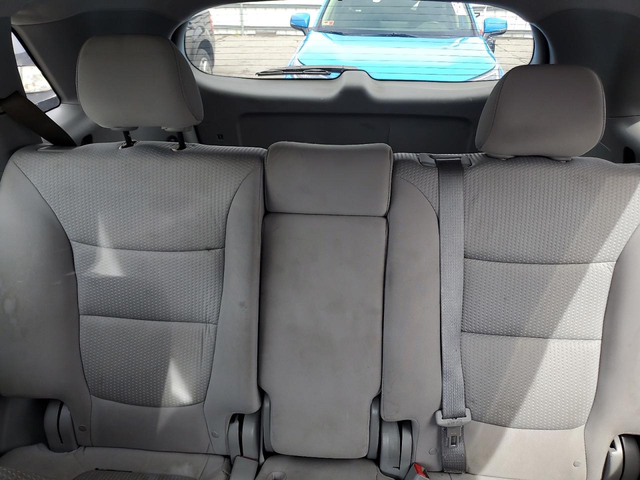 2012 Kia Sorento Base VIN: 5XYKTDA2XCG199810 Lot: 68810105