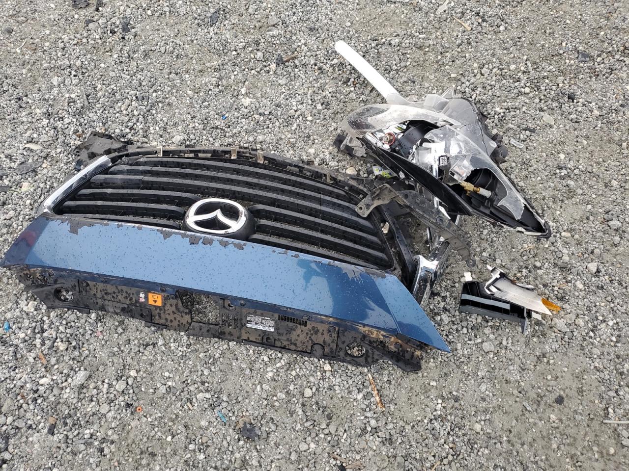 2018 Mazda 3 Touring VIN: 3MZBN1V32JM236177 Lot: 80477115