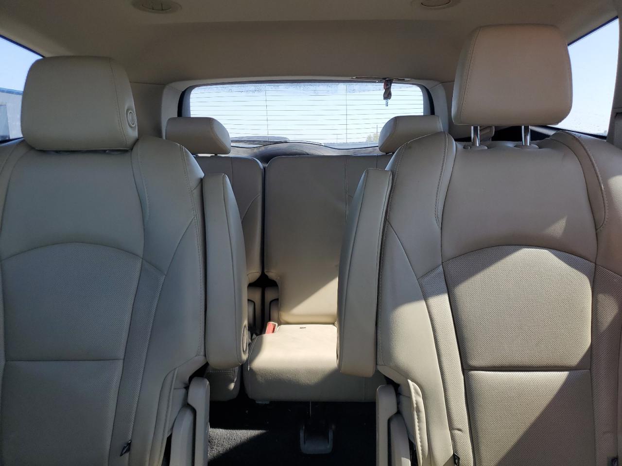 2018 Buick Enclave Essence VIN: 5GAEVAKW0JJ232531 Lot: 81270005