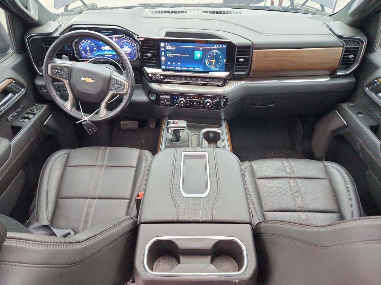 2022 Chevrolet Silverado K1500 High Country VIN: 3GCUDJEL2NG577887 Lot: 82078435