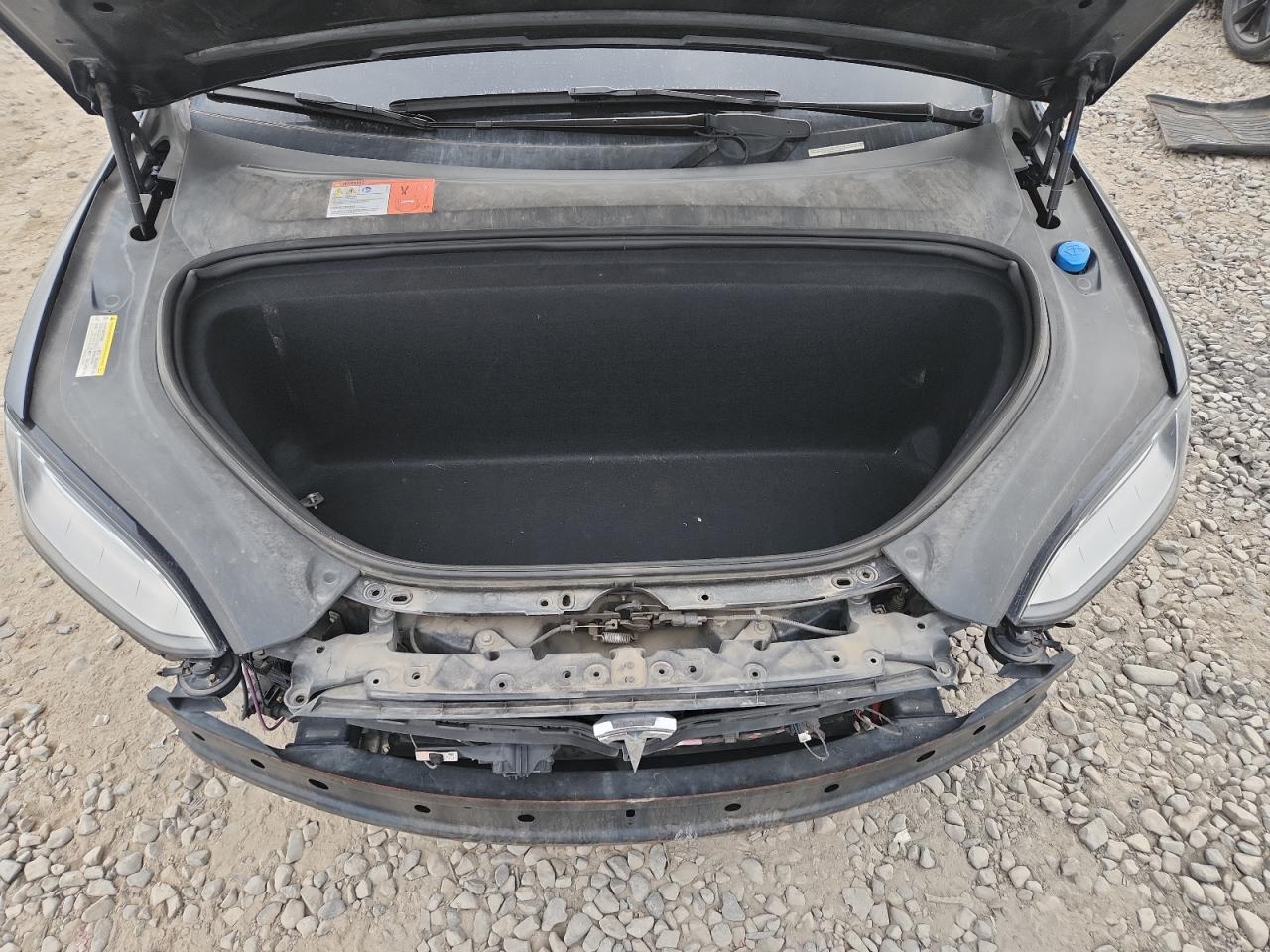 2017 Tesla Model X VIN: 5YJXCDE4XHF034856 Lot: 81255455