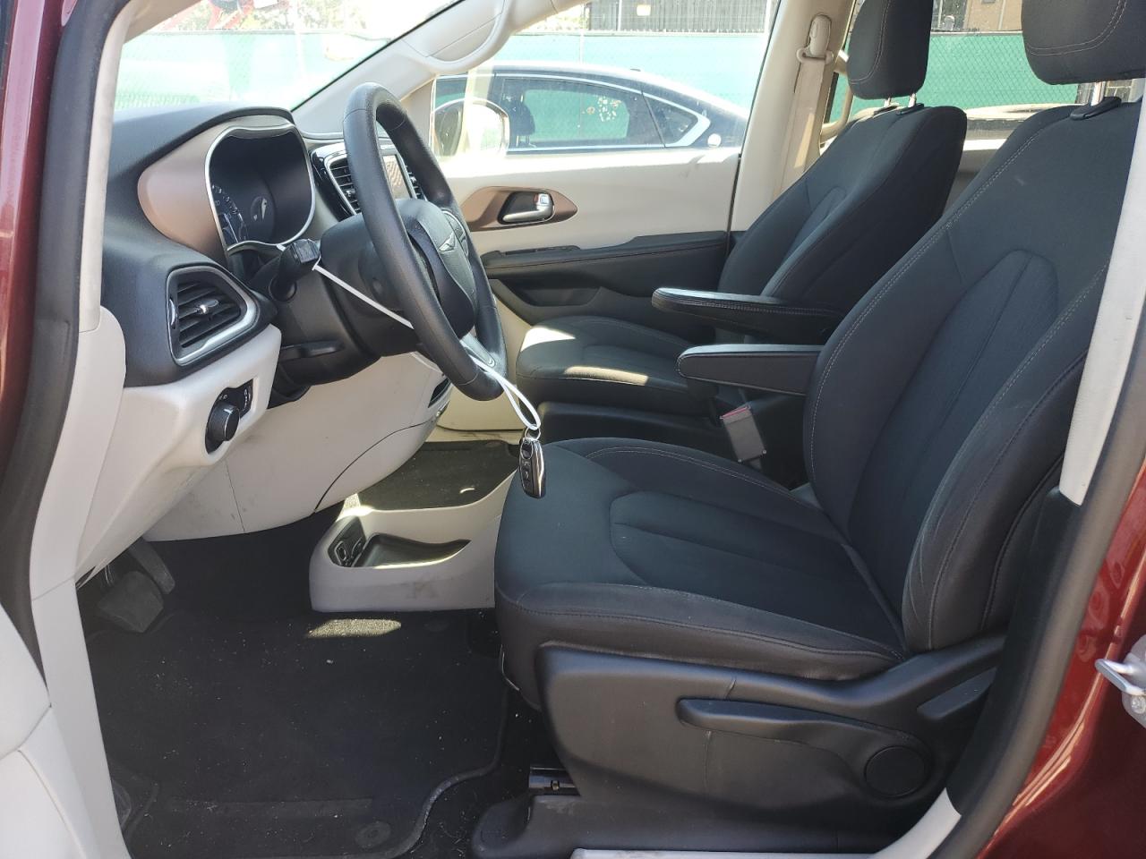 2018 Chrysler Pacifica L VIN: 2C4RC1AG9JR122105 Lot: 81696415