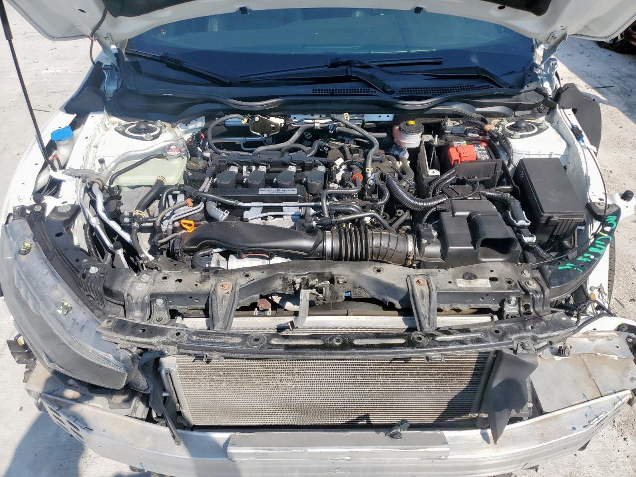 2018 Honda Civic Sport Touring VIN: SHHFK7H93JU205829 Lot: 80558335