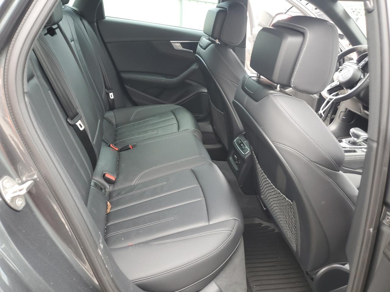 2022 Audi A4 Premium Plus 45 VIN: WAUEAAF47NN007585 Lot: 70462295