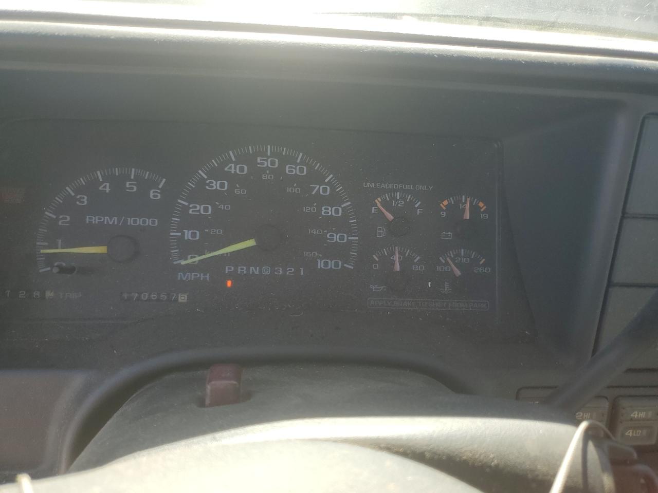 1999 Chevrolet Tahoe K1500 VIN: 1GNEK13R9XJ378765 Lot: 84566135