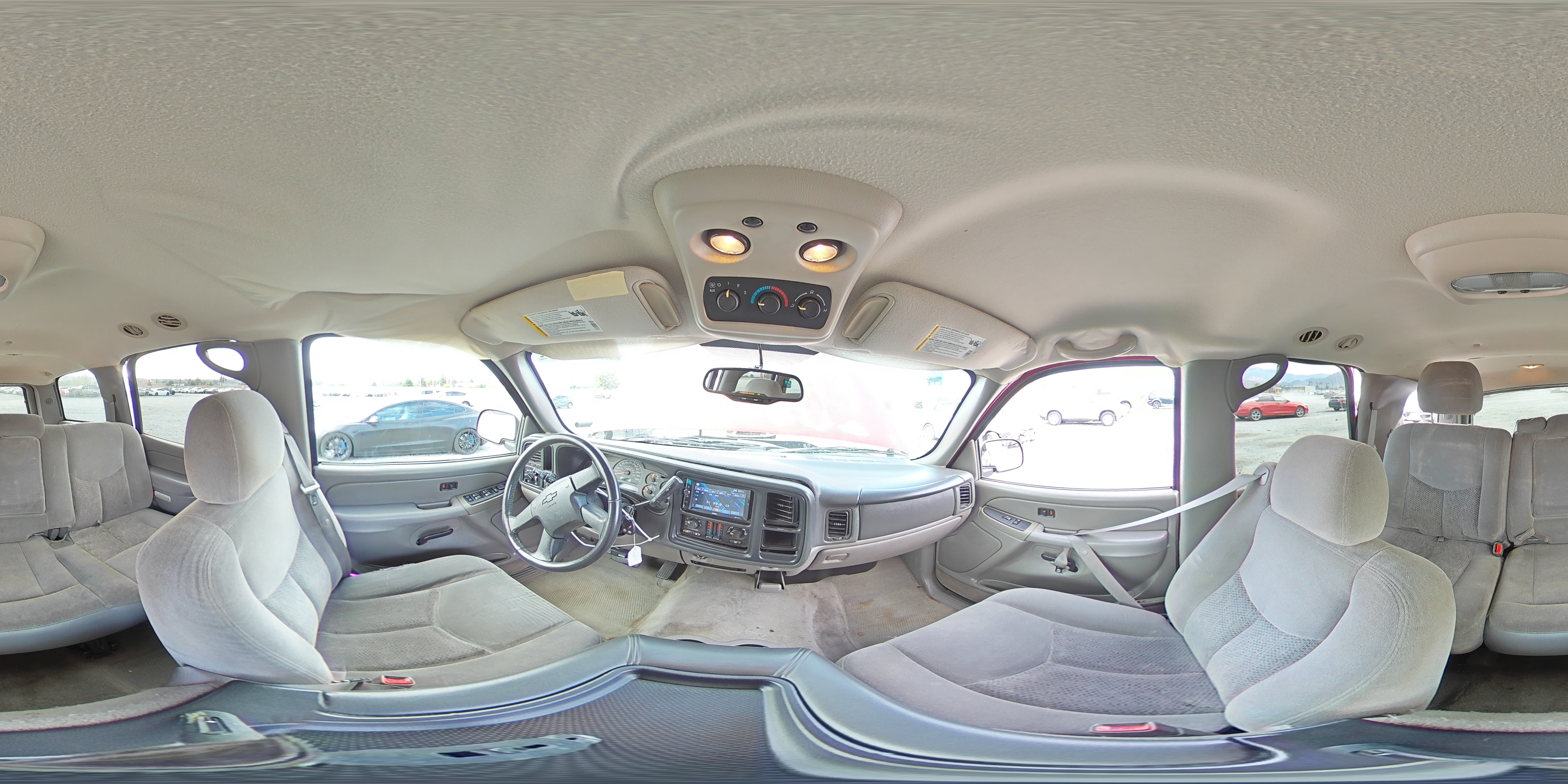 2004 Chevrolet Tahoe C1500 VIN: 1GNEC13V54J215424 Lot: 81526225