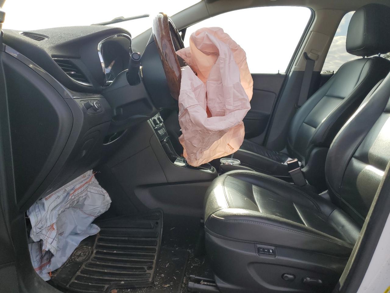 2020 Buick Encore Essence VIN: KL4CJGSB6LB045772 Lot: 71883045