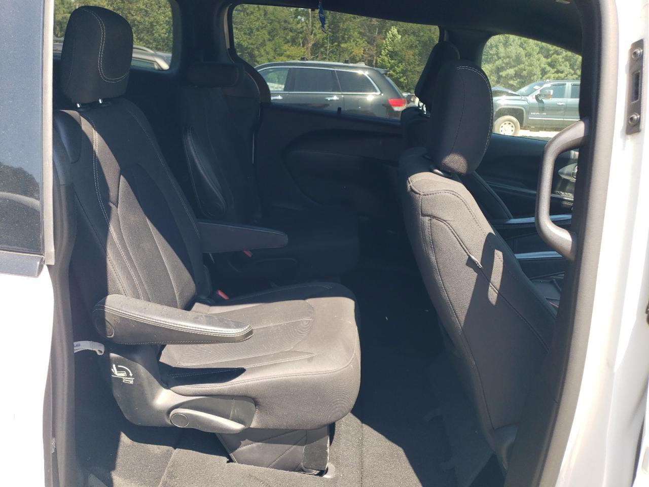 2018 Chrysler Pacifica Touring Plus VIN: 2C4RC1FG2JR356854 Lot: 69926145