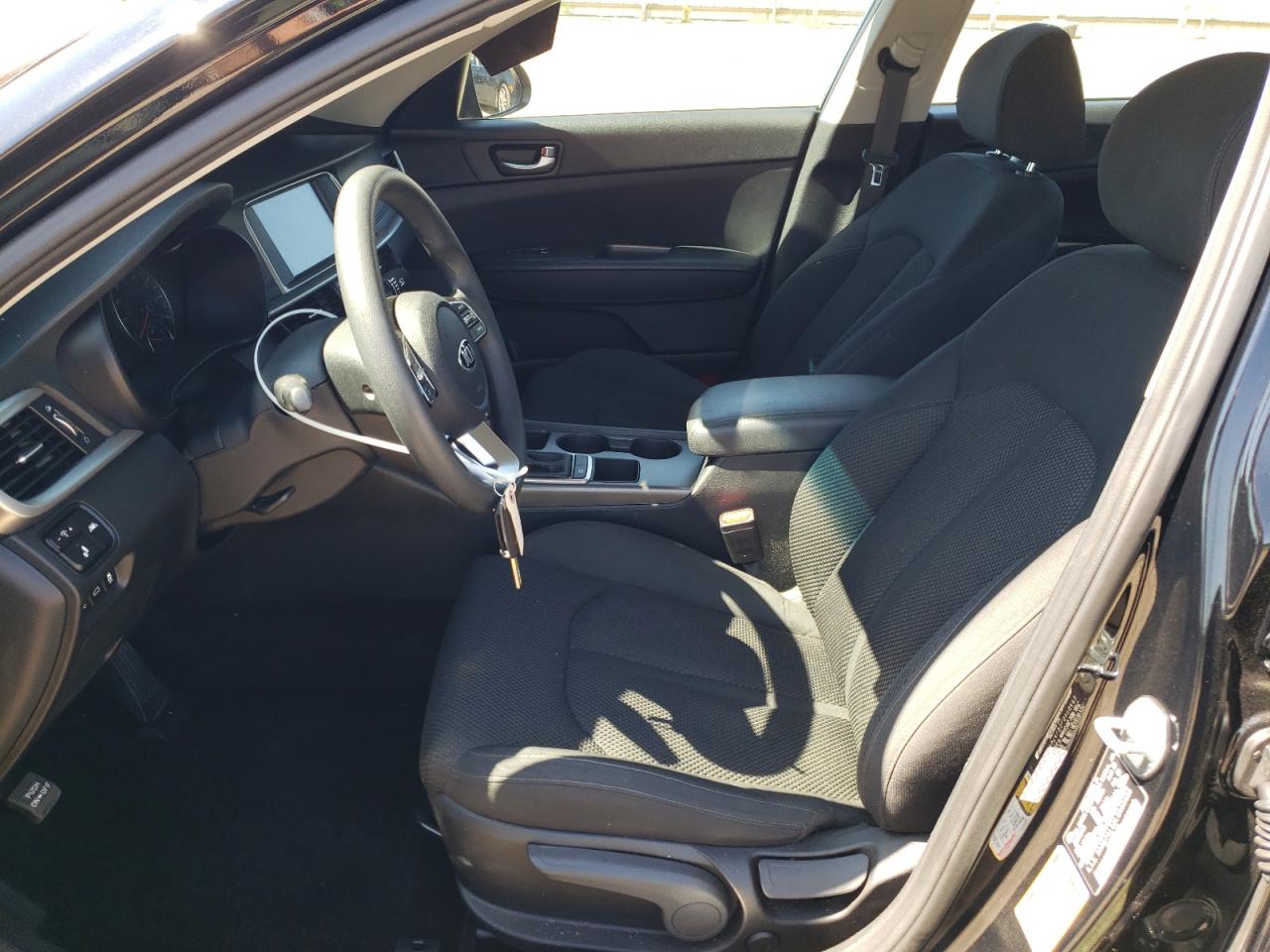 2020 Kia Optima Lx VIN: 5XXGT4L32LG400485 Lot: 81621135