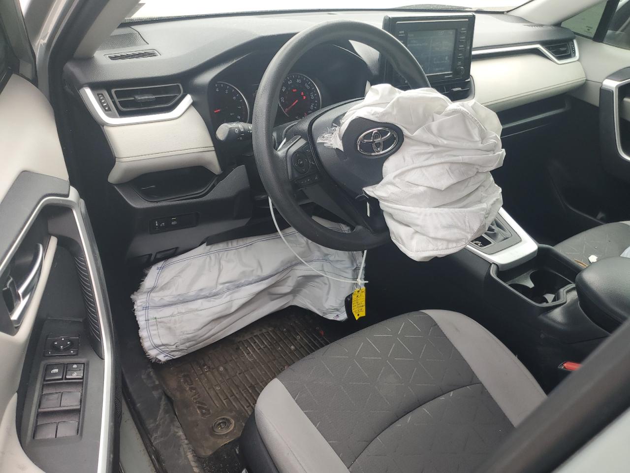 2021 Toyota Rav4 Xle VIN: 2T3P1RFV7MW231143 Lot: 81561805