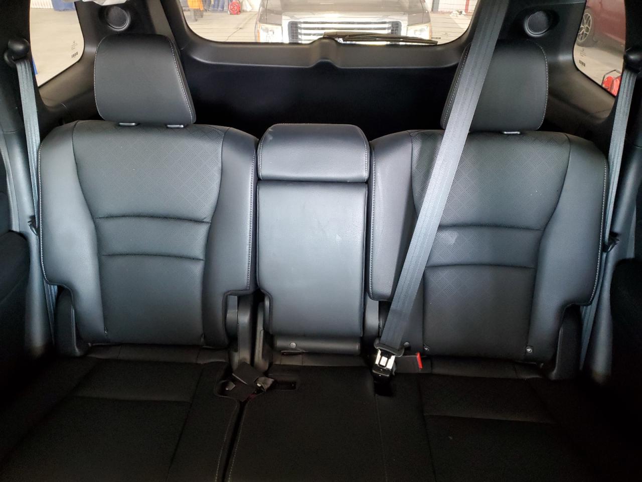 2019 Honda Passport Touring VIN: 5FNYF8H94KB000641 Lot: 81746925