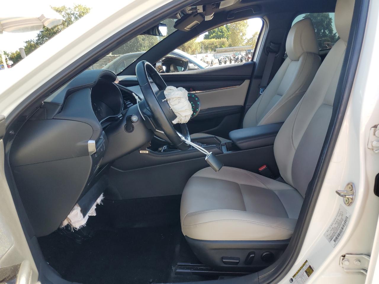 2021 Mazda 3 VIN: JM1BPBJY7M1347538 Lot: 71307065