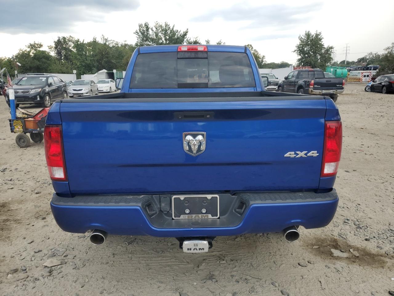 2016 Ram 1500 St VIN: 3C6JR7AT7GG113730 Lot: 71234145