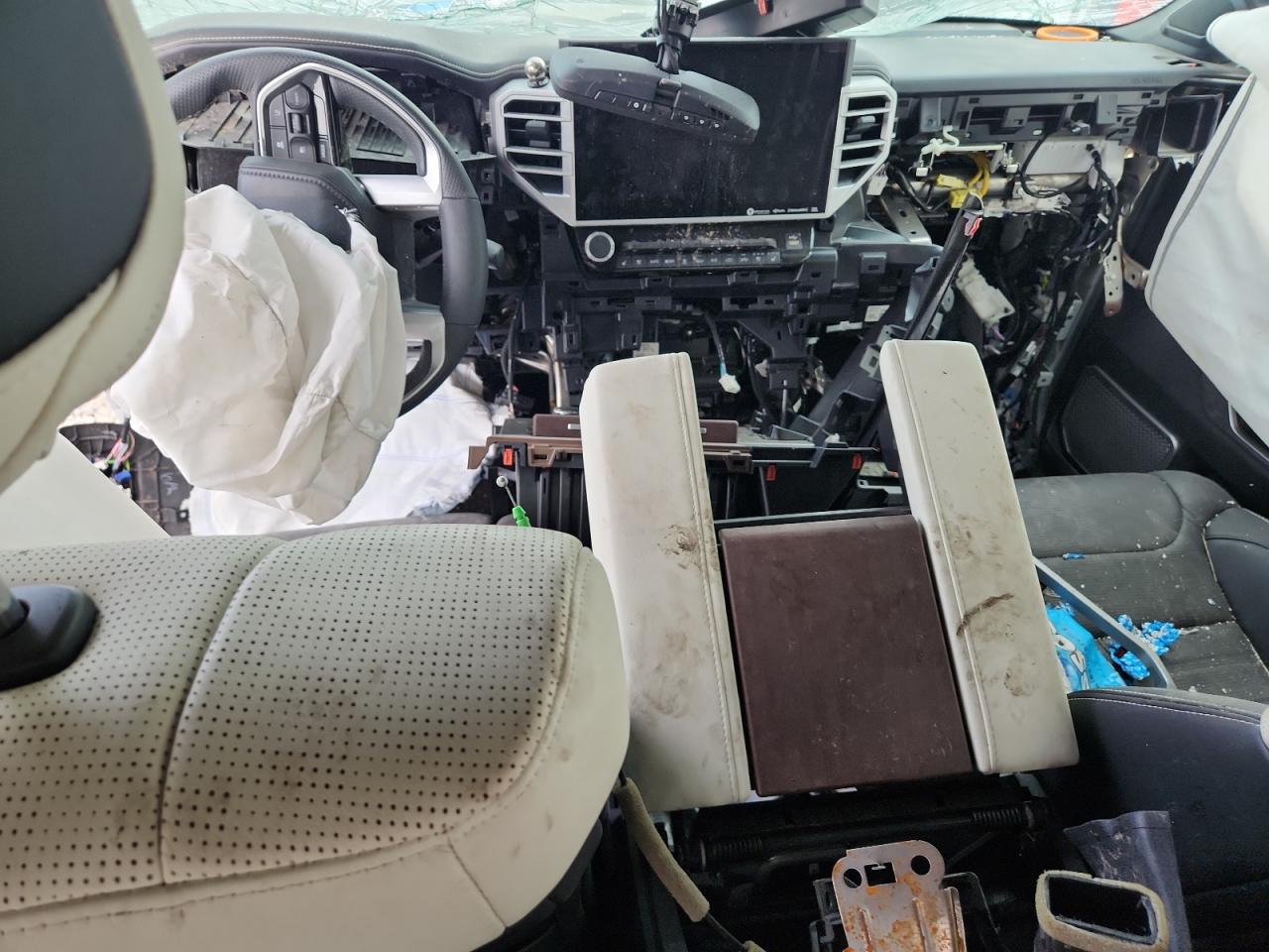 2023 Toyota Sequoia Sr5 VIN: 7SVAAABA8PX017066 Lot: 81013225