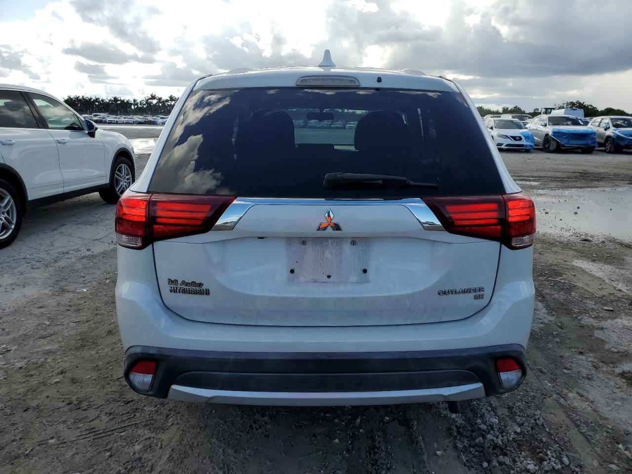 2018 Mitsubishi Outlander Se VIN: JA4AD3A39JZ034965 Lot: 84364635