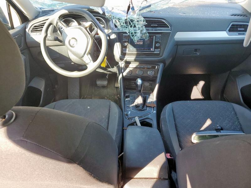  VOLKSWAGEN TIGUAN 2018 Синий