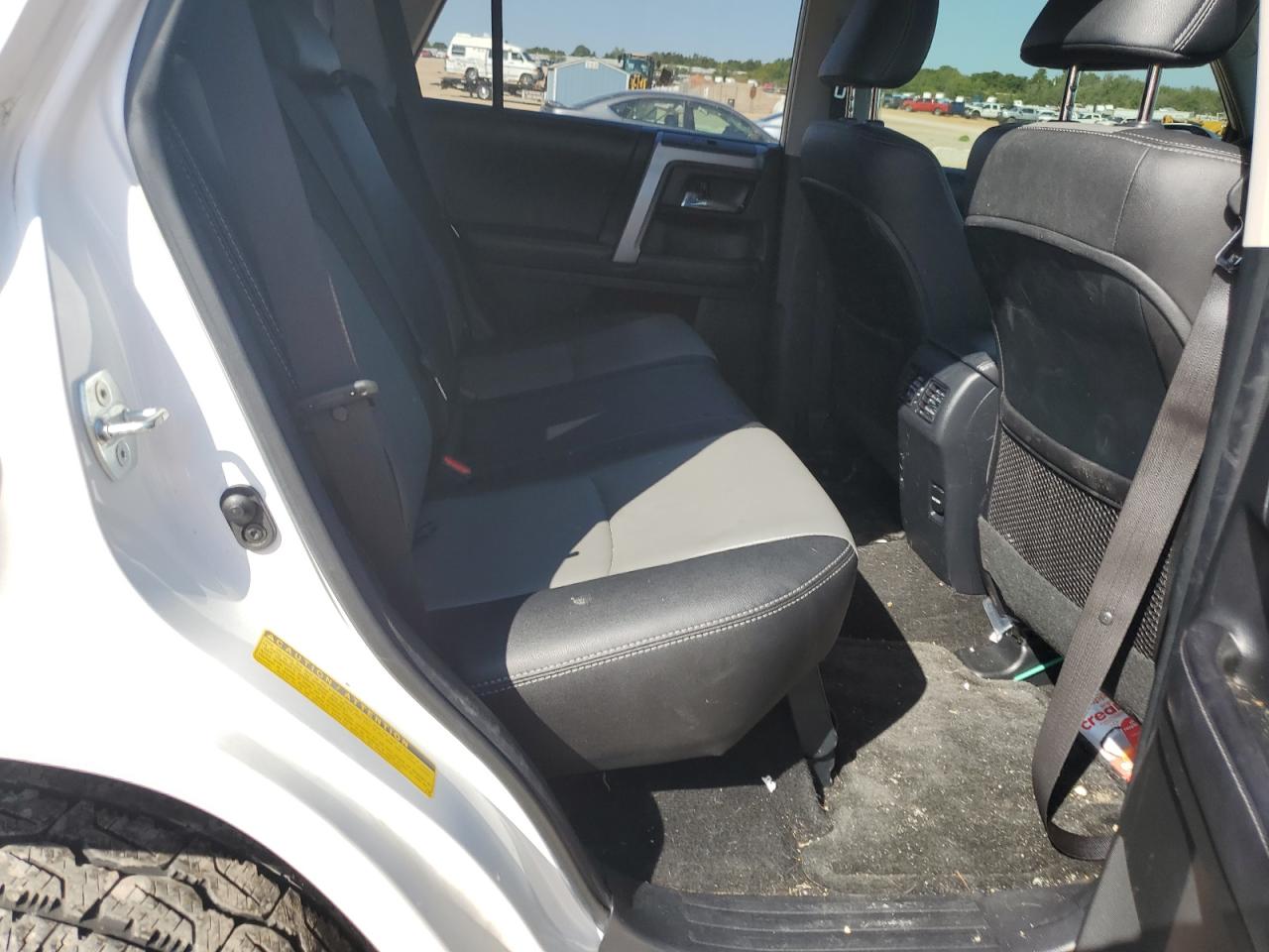 2018 Toyota 4Runner Sr5/Sr5 Premium VIN: JTEBU5JR9J5525498 Lot: 84228815