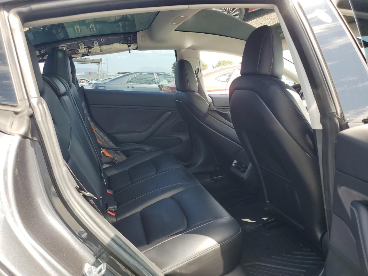 2018 Tesla Model 3 VIN: 5YJ3E1EA5JF018972 Lot: 81344535