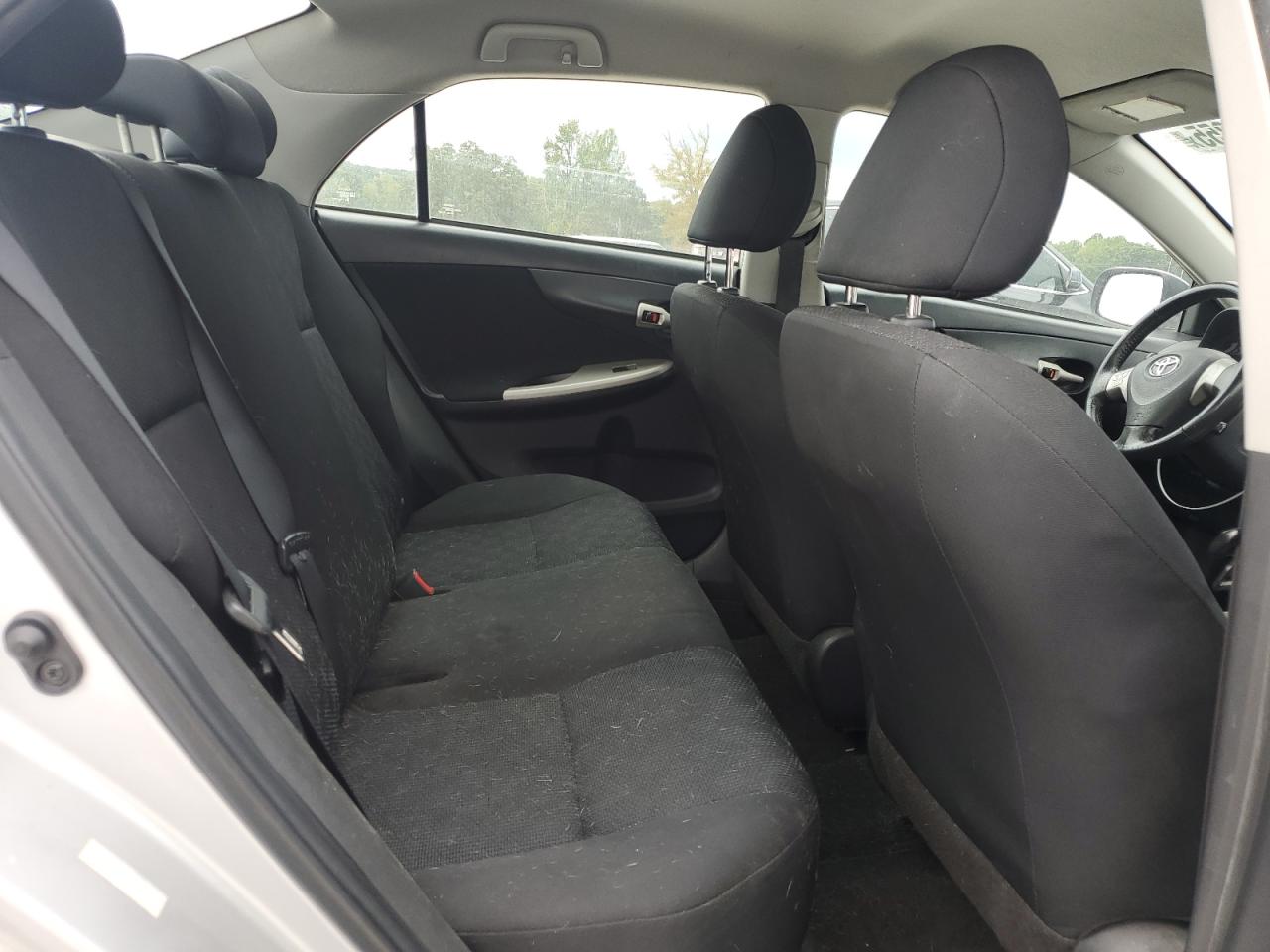 2010 Toyota Corolla Base VIN: 1NXBU4EE1AZ247901 Lot: 84242355