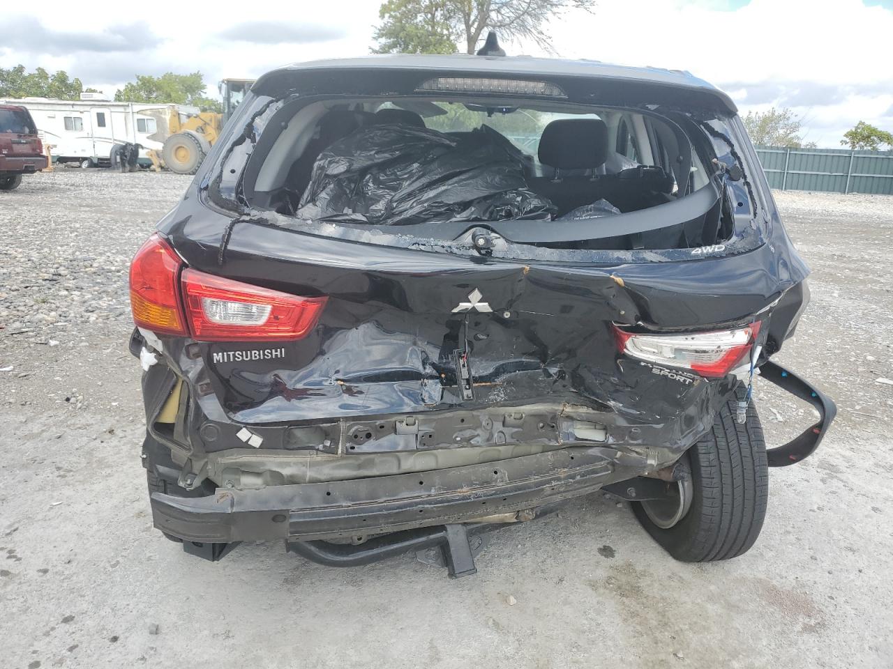 2017 Mitsubishi Outlander Sport Es VIN: JA4AR3AUXHZ045929 Lot: 81122215