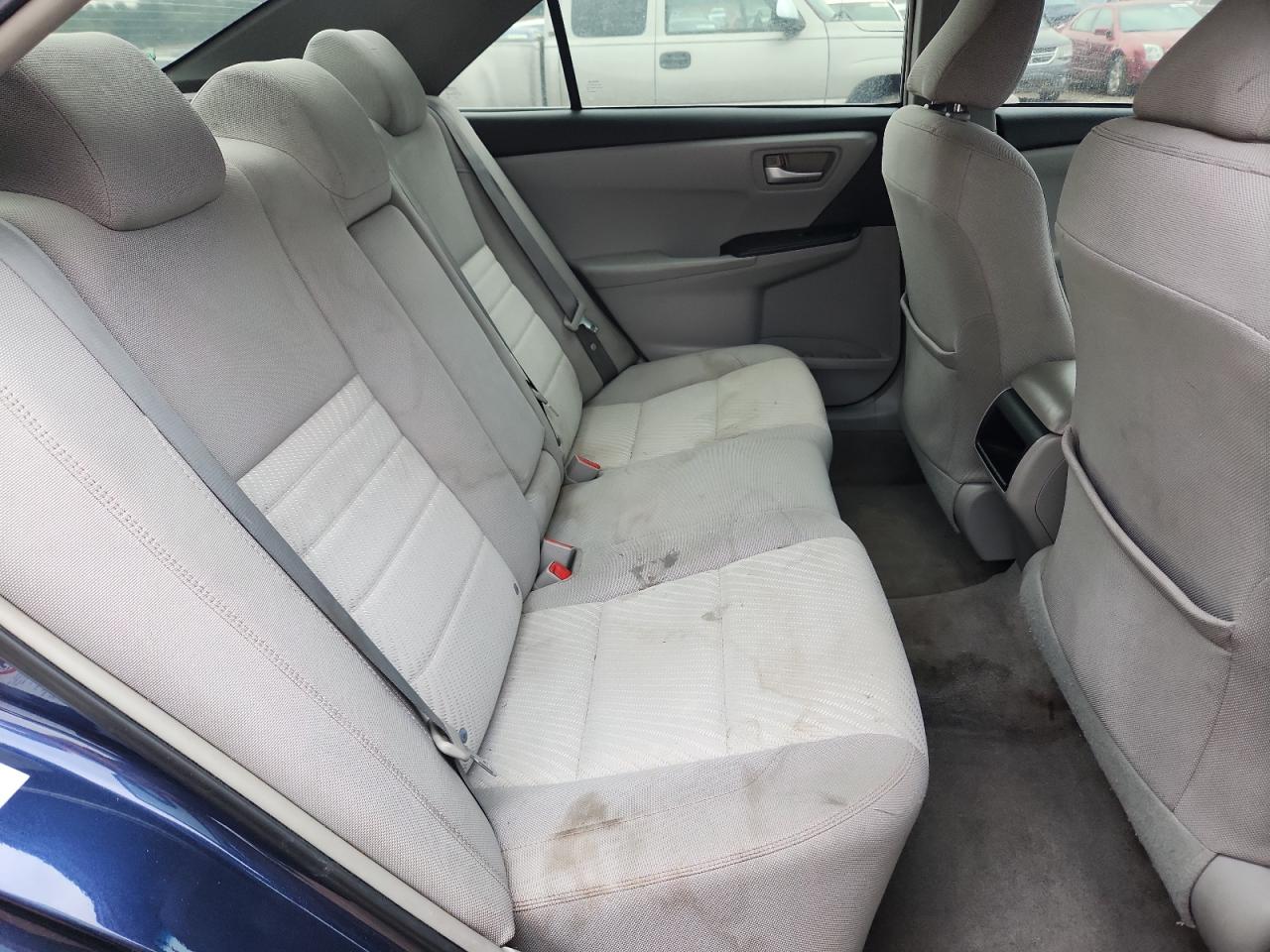 2015 Toyota Camry Le VIN: 4T1BF1FK0FU876828 Lot: 81710055