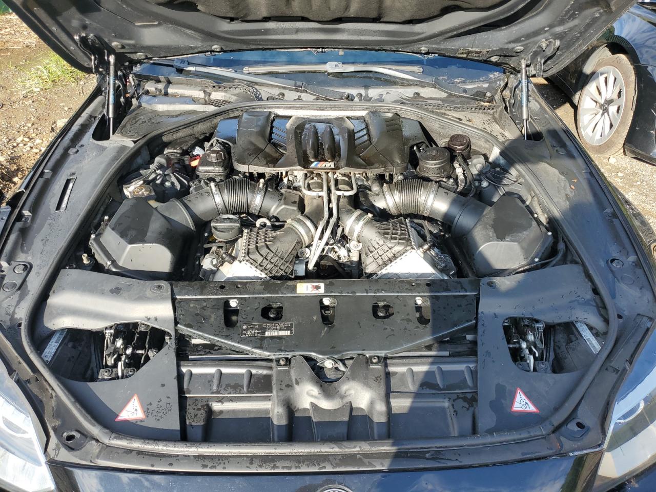 Фото: WBSLX9C57ED160454