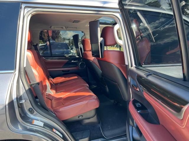 Parquets LEXUS LX570 2016 Szary