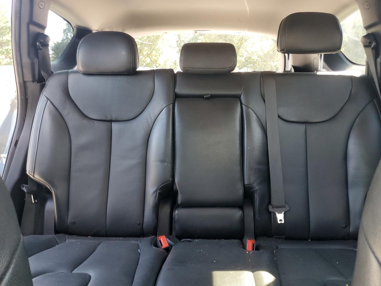 2019 Hyundai Santa Fe Sel VIN: 5NMS33AD0KH111847 Lot: 81559385