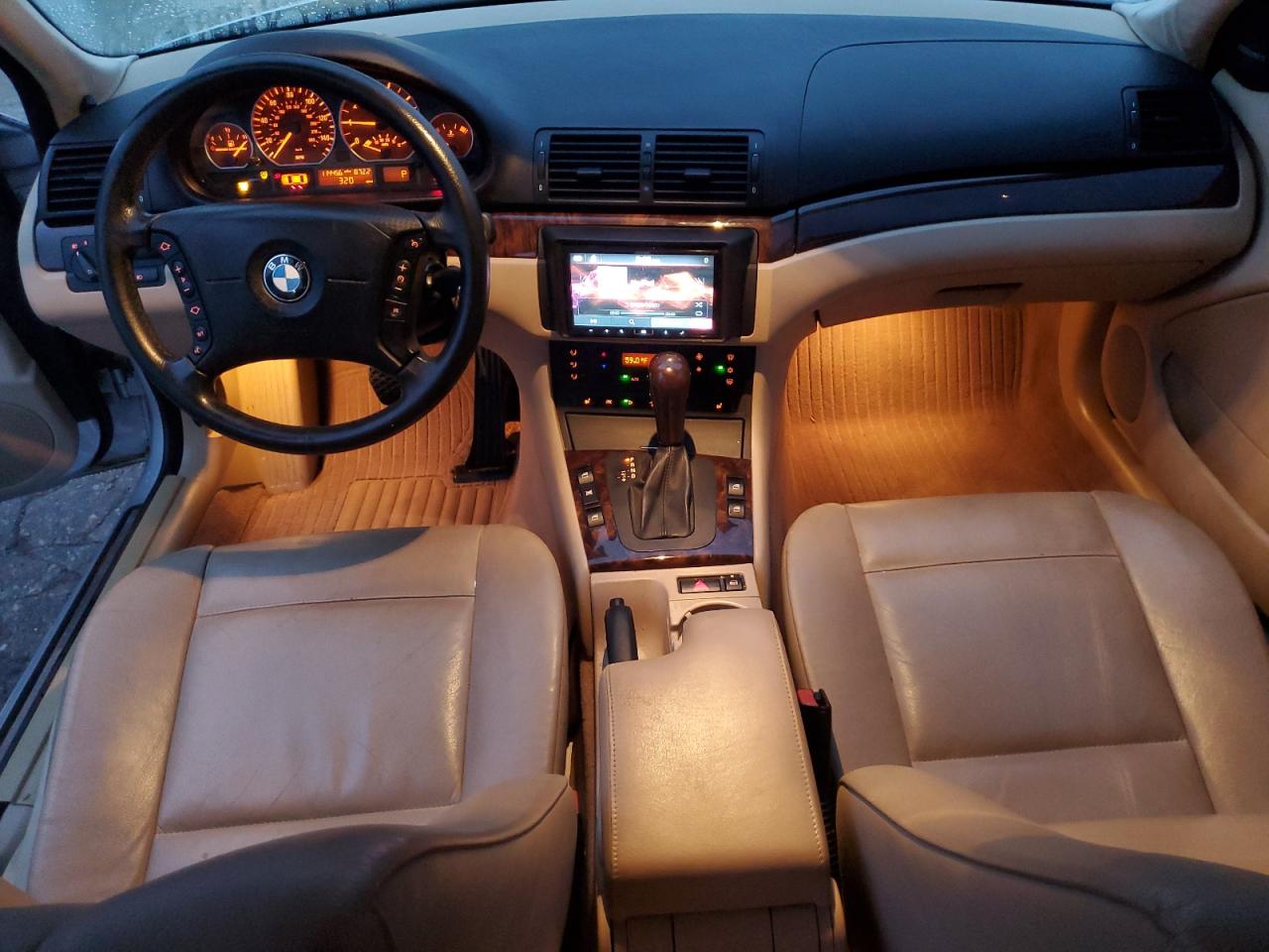 2005 BMW 330 Xi VIN: WBAEW53425PN36752 Lot: 81678305