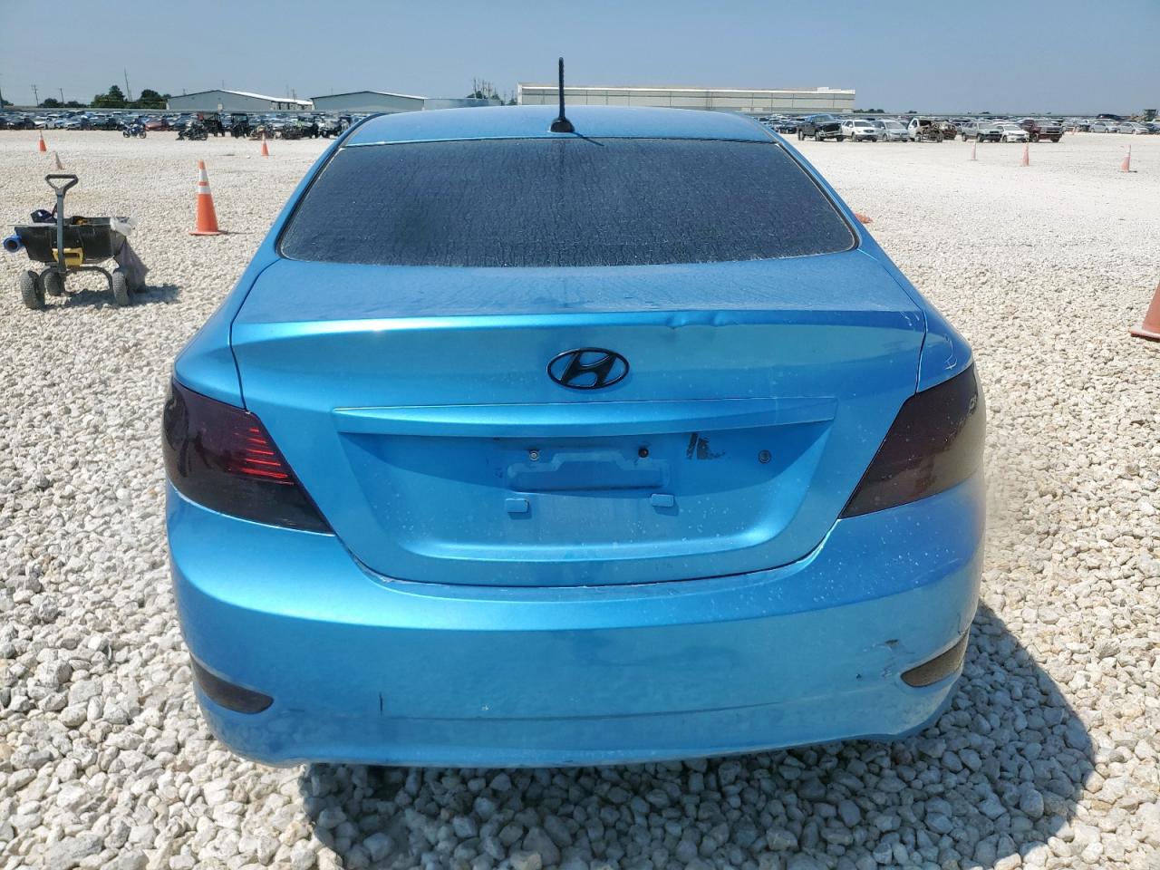 2013 Hyundai Accent Gls VIN: KMHCT4AE8DU529115 Lot: 72065615