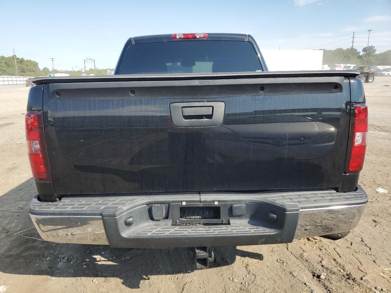 2011 Chevrolet Silverado C1500 Lt VIN: 3GCPCSE33BG100001 Lot: 71956795