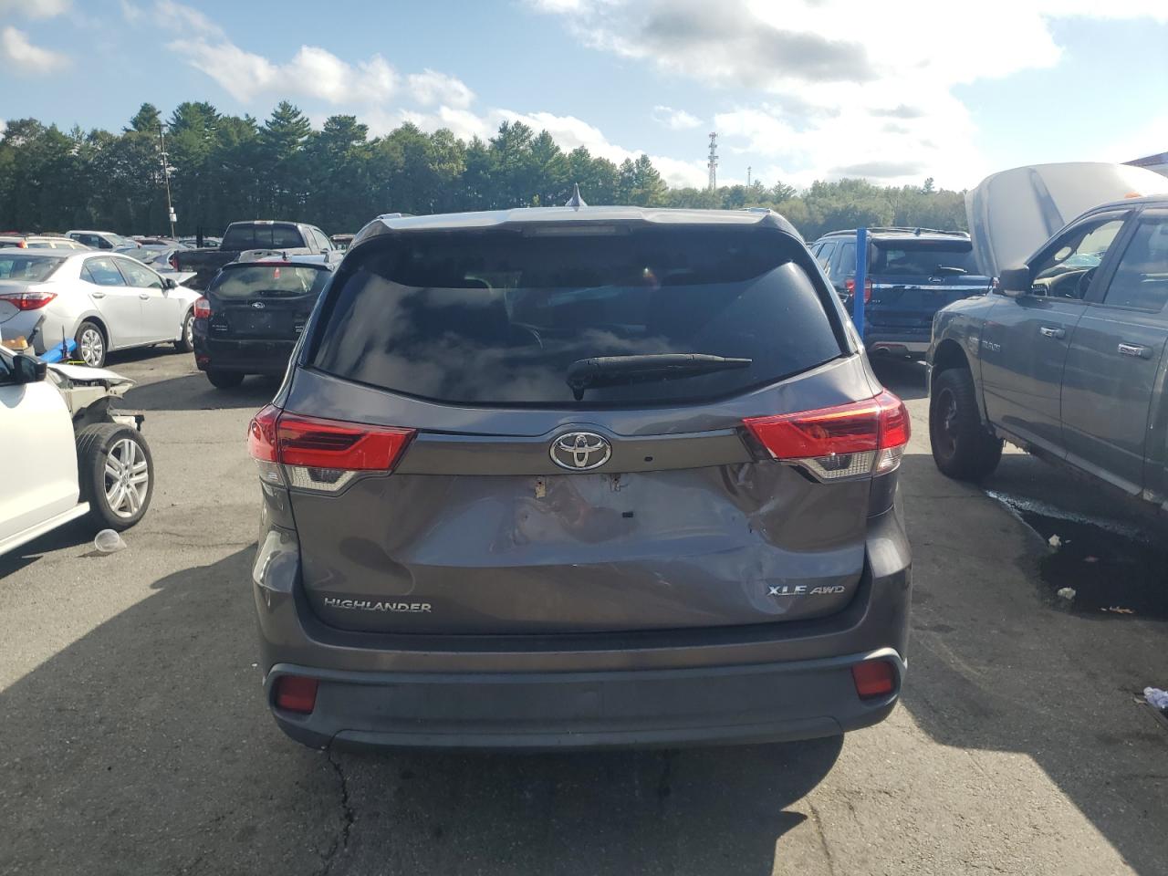 2017 Toyota Highlander Se VIN: 5TDJZRFH3HS450486 Lot: 69880385