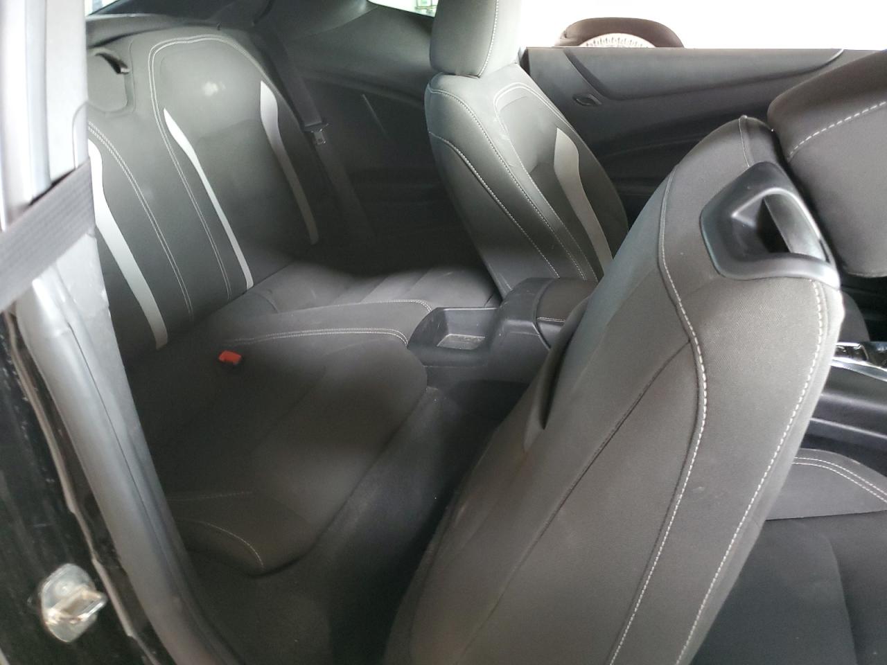 2020 Chevrolet Camaro Ls VIN: 1G1FB1RS4L0102221 Lot: 82116425