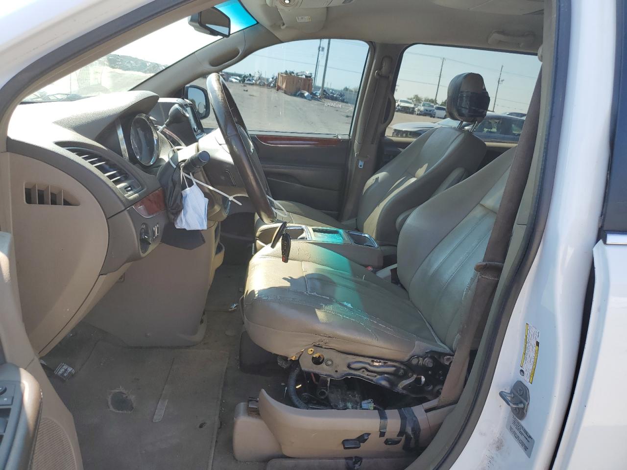 2015 Chrysler Town & Country Touring VIN: 2C4RC1BG3FR694096 Lot: 83997635