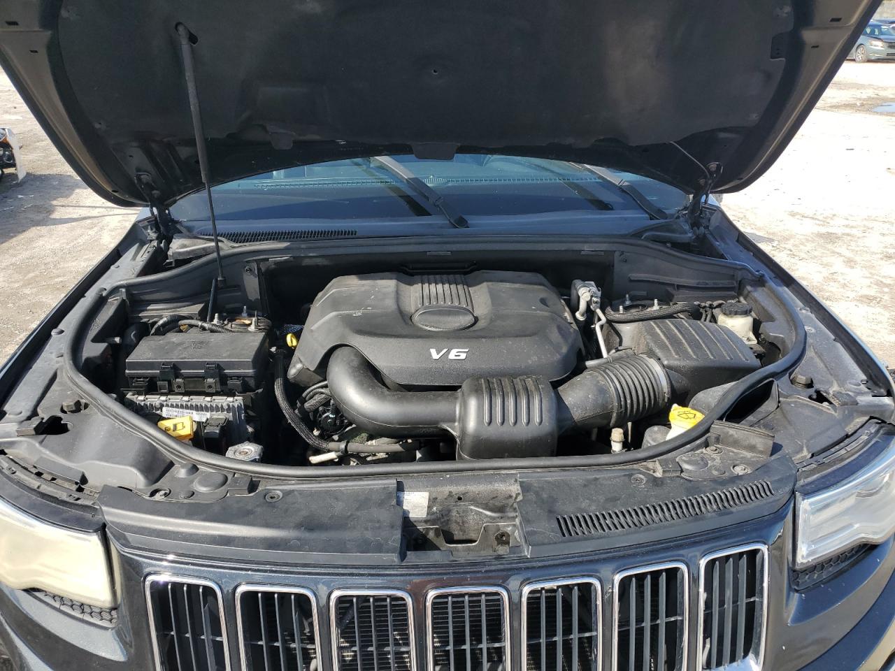 2015 Jeep Grand Cherokee Limited VIN: 1C4RJEBG9FC235399 Lot: 84021815