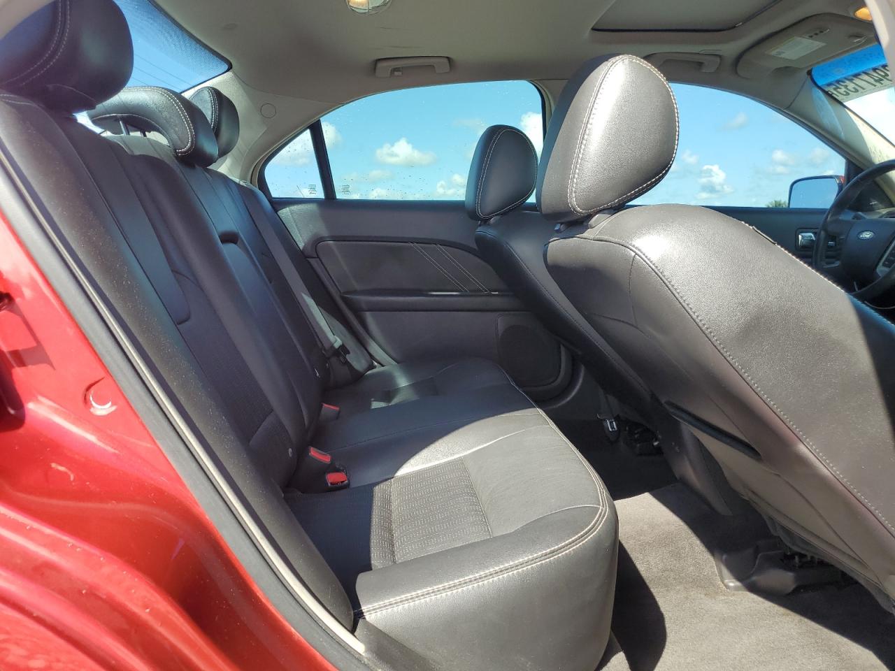 2011 Ford Fusion Sport VIN: 3FAHP0KC5BR318288 Lot: 83947135