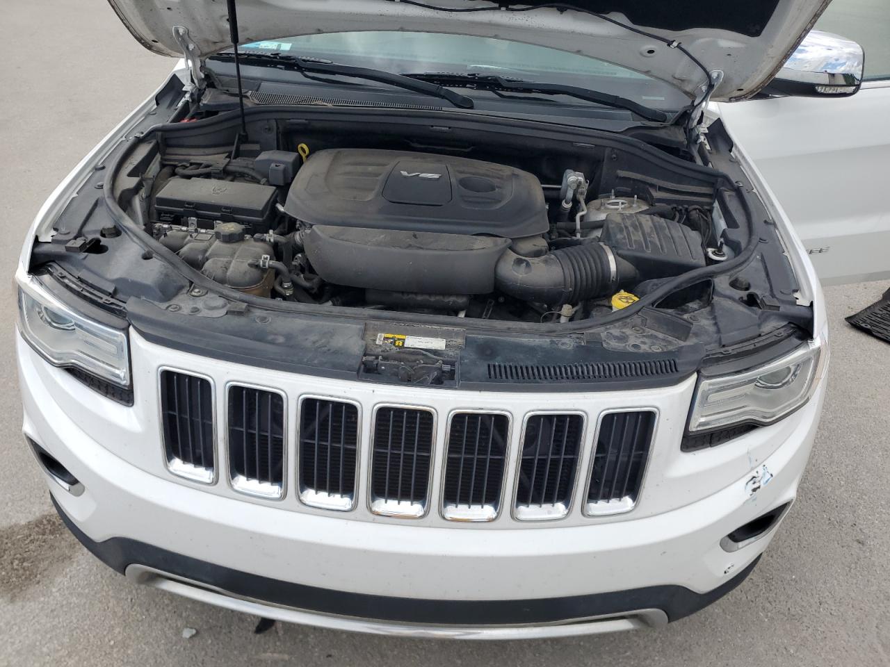 2016 Jeep Grand Cherokee Limited VIN: 1C4RJEBG5GC313744 Lot: 84219195