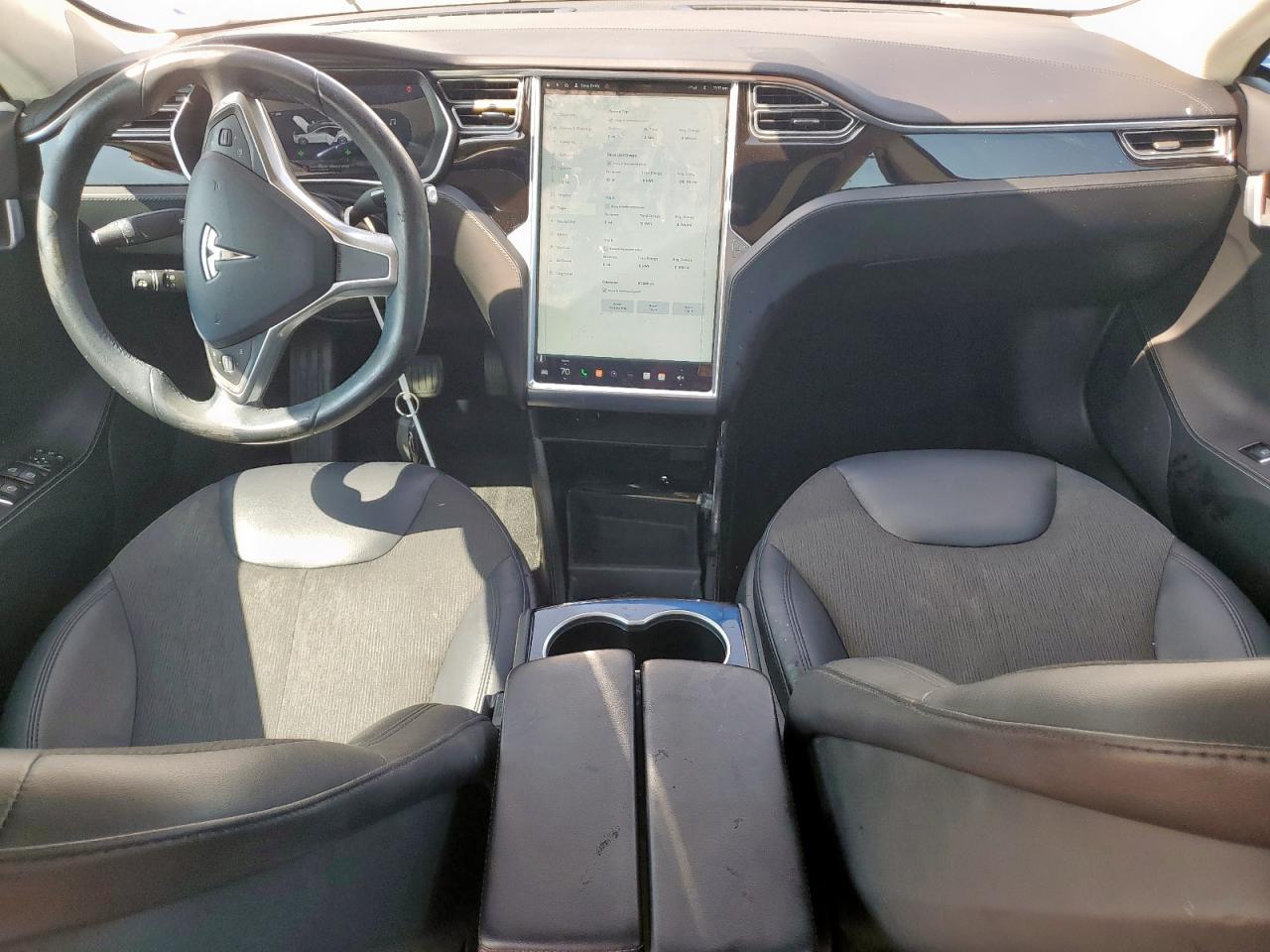 2016 Tesla Model S VIN: 5YJSA1E16GF128283 Lot: 71846275