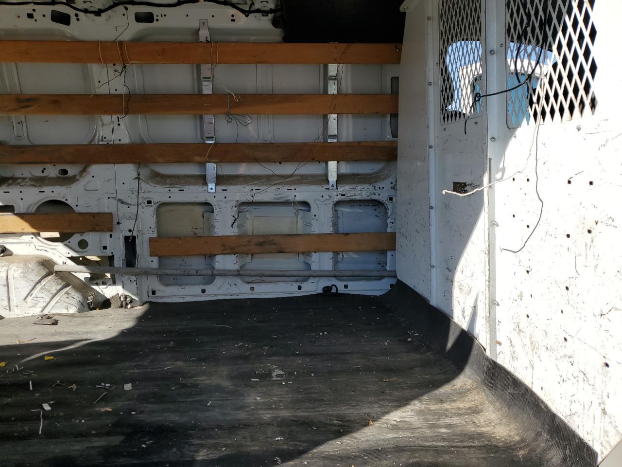 2015 Ford Transit T-250 VIN: 1FTNR1ZM2FKA56879 Lot: 71438855